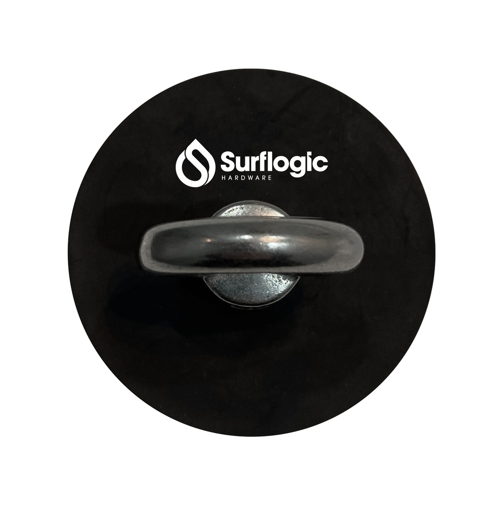 Magnetic wetsuit hook